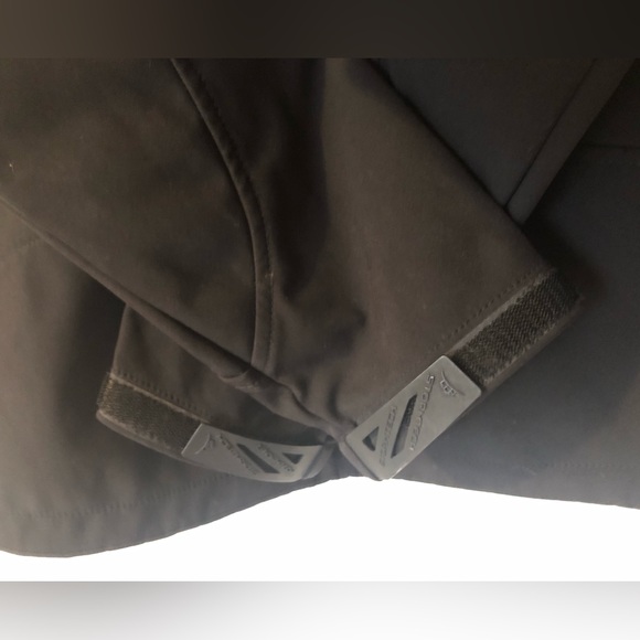 🍁 STORMTECH SOFT SHELL JACKET SIZE LARGE BLACK - Picture 6 of 6